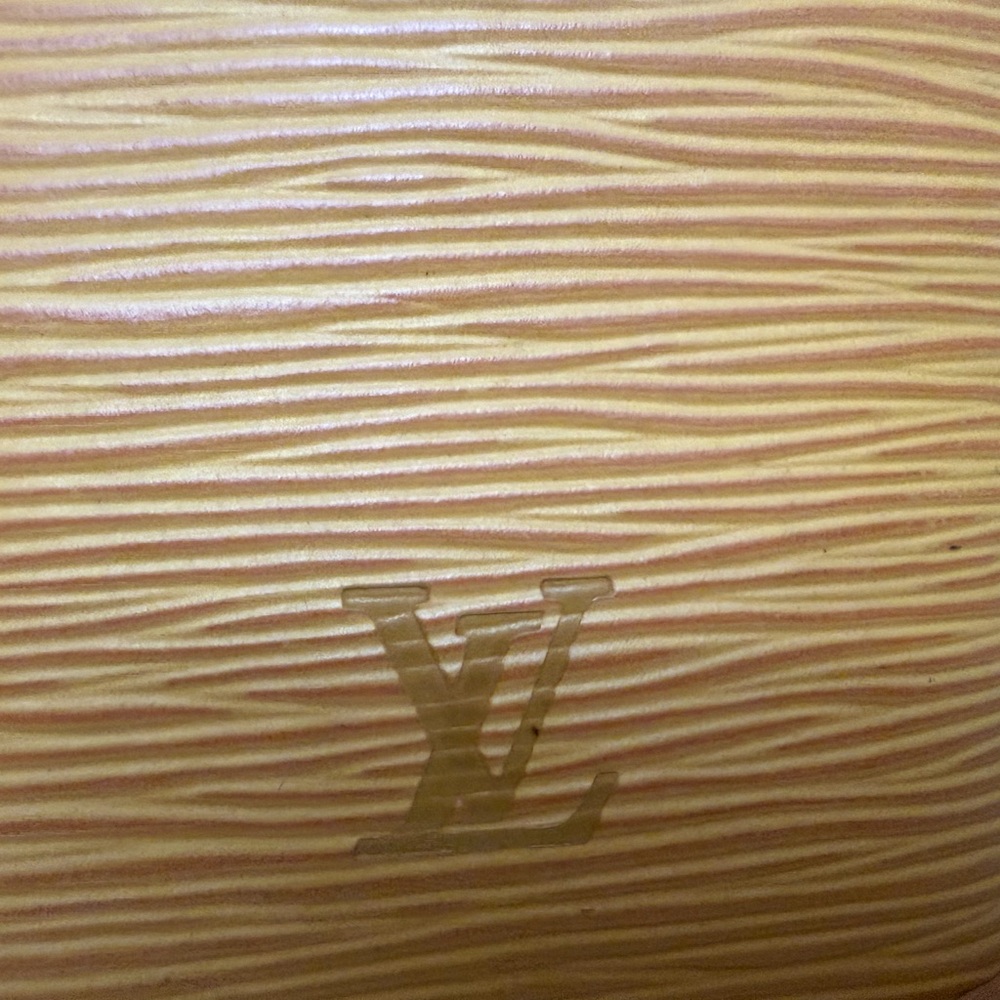 ๐๐ฏ AUTHENTIC Louis Vuitton Yellow Alma with Purple Interior!!! ๐๐๐๐ Super Clean! - Picture 4 of 13